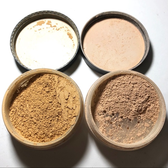 BARE MINERALS FOUNDATION - Picture 7 of 8